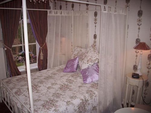 B&B Villa De Thee Tuin Bellingwolde Екстериор снимка